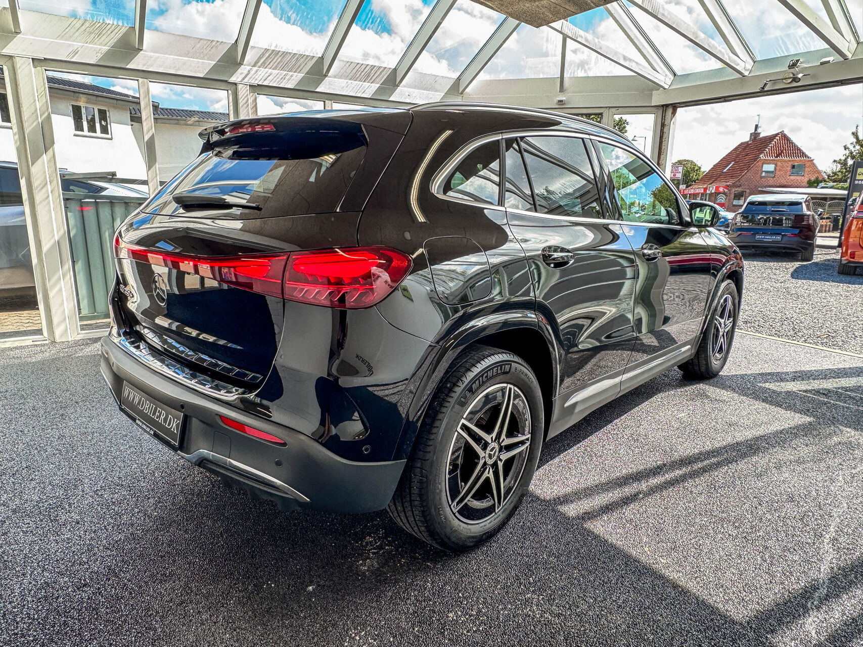 Sort Mercedes EQA 250+ fra 2024