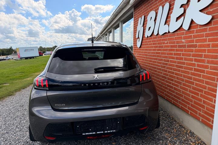 Sort Peugeot 208 fra 2020