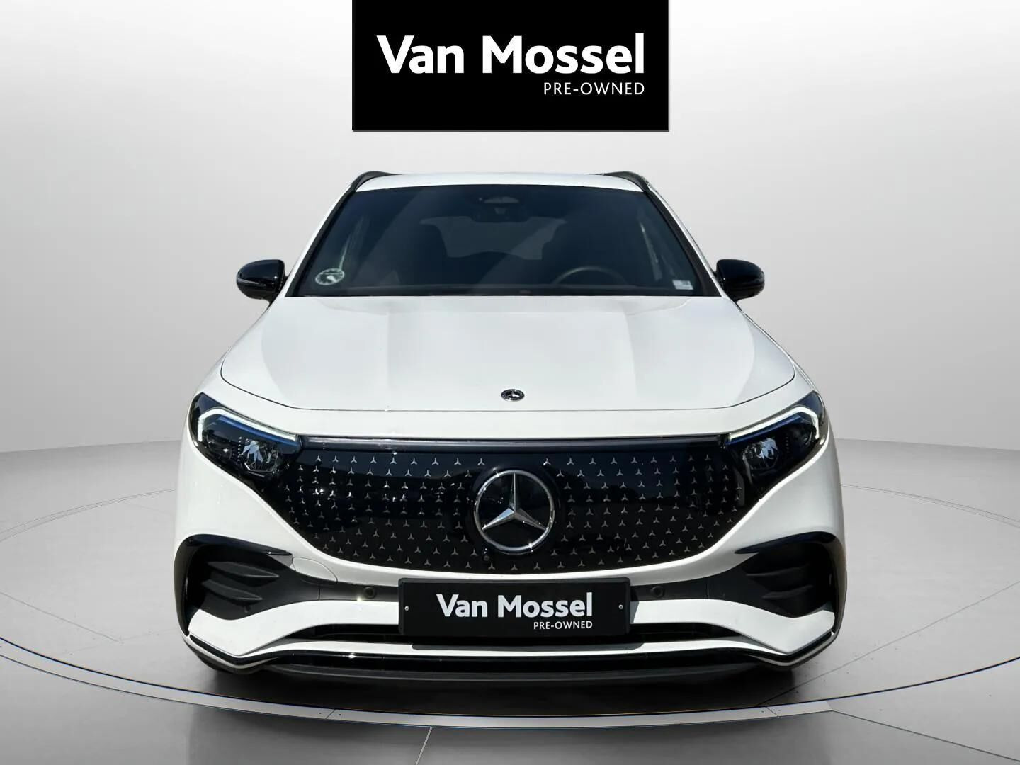 Hvid Mercedes EQA 250+ fra 2025