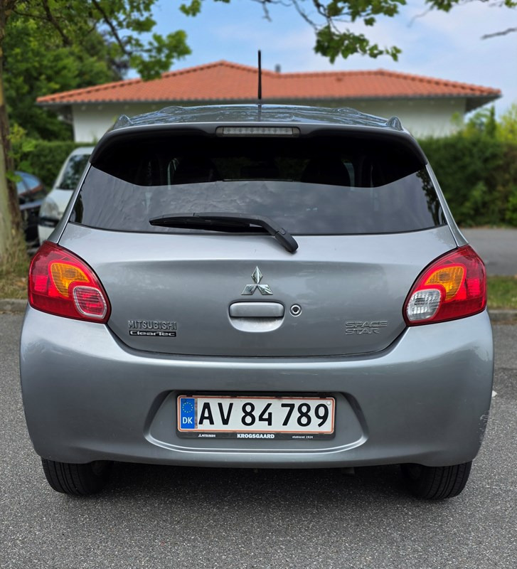 undefined Mitsubishi Space Star fra 2015