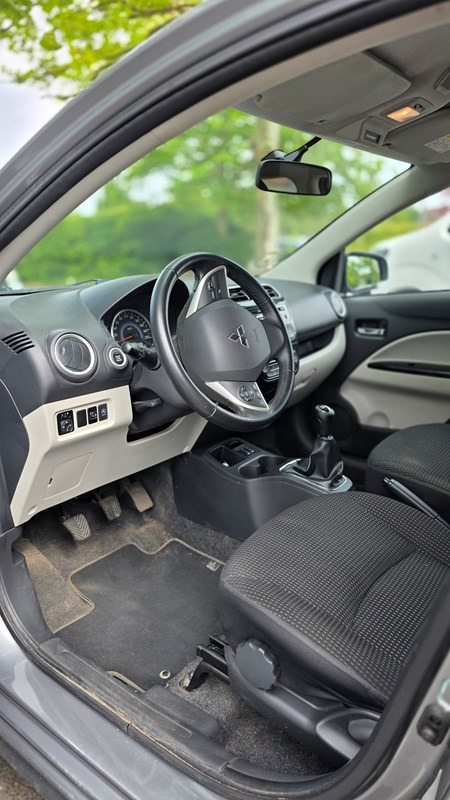 undefined Mitsubishi Space Star fra 2015