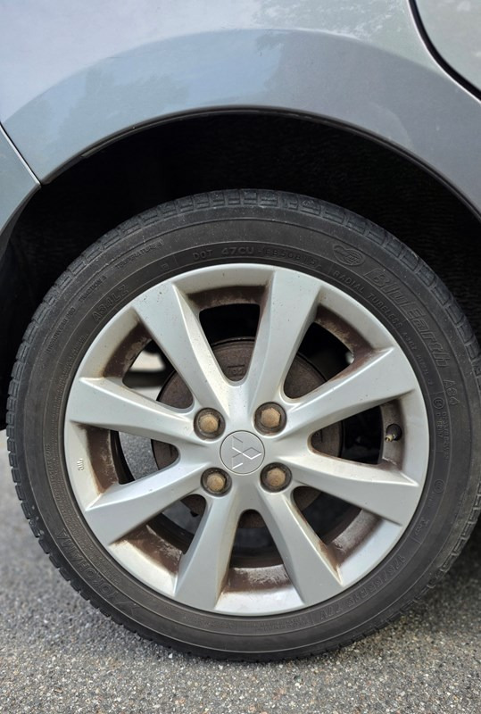undefined Mitsubishi Space Star fra 2015