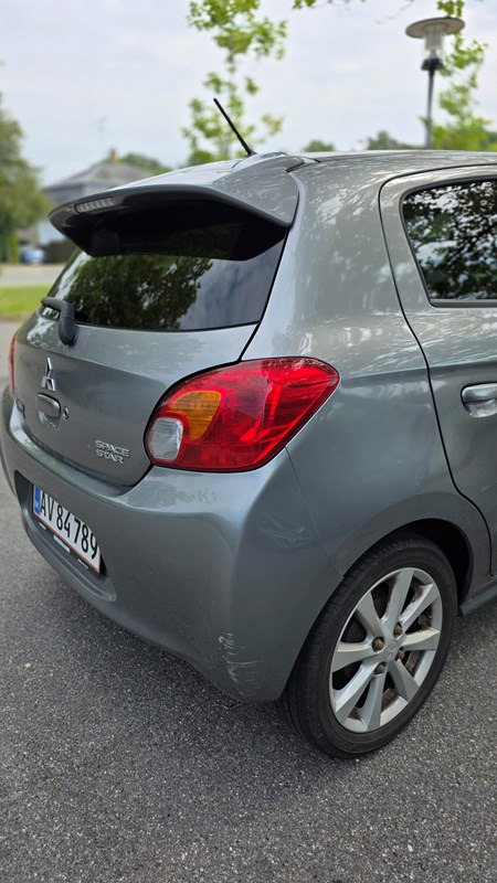 undefined Mitsubishi Space Star fra 2015