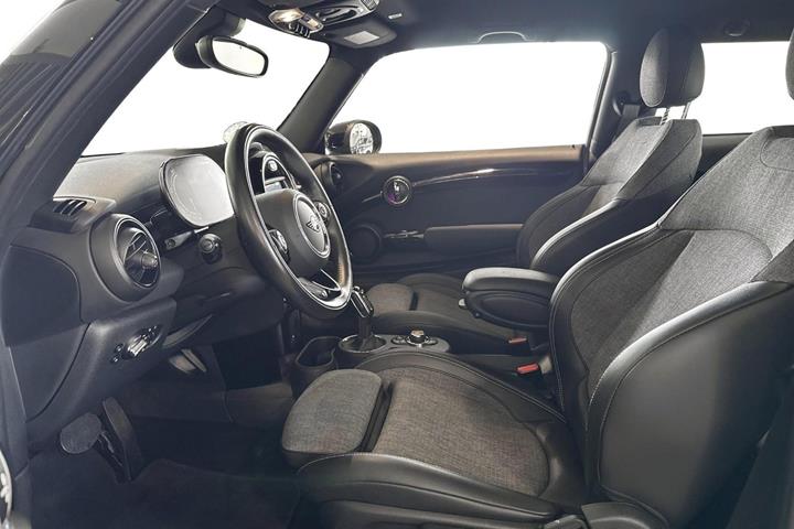 Grøn Mini Cooper SE fra 2021