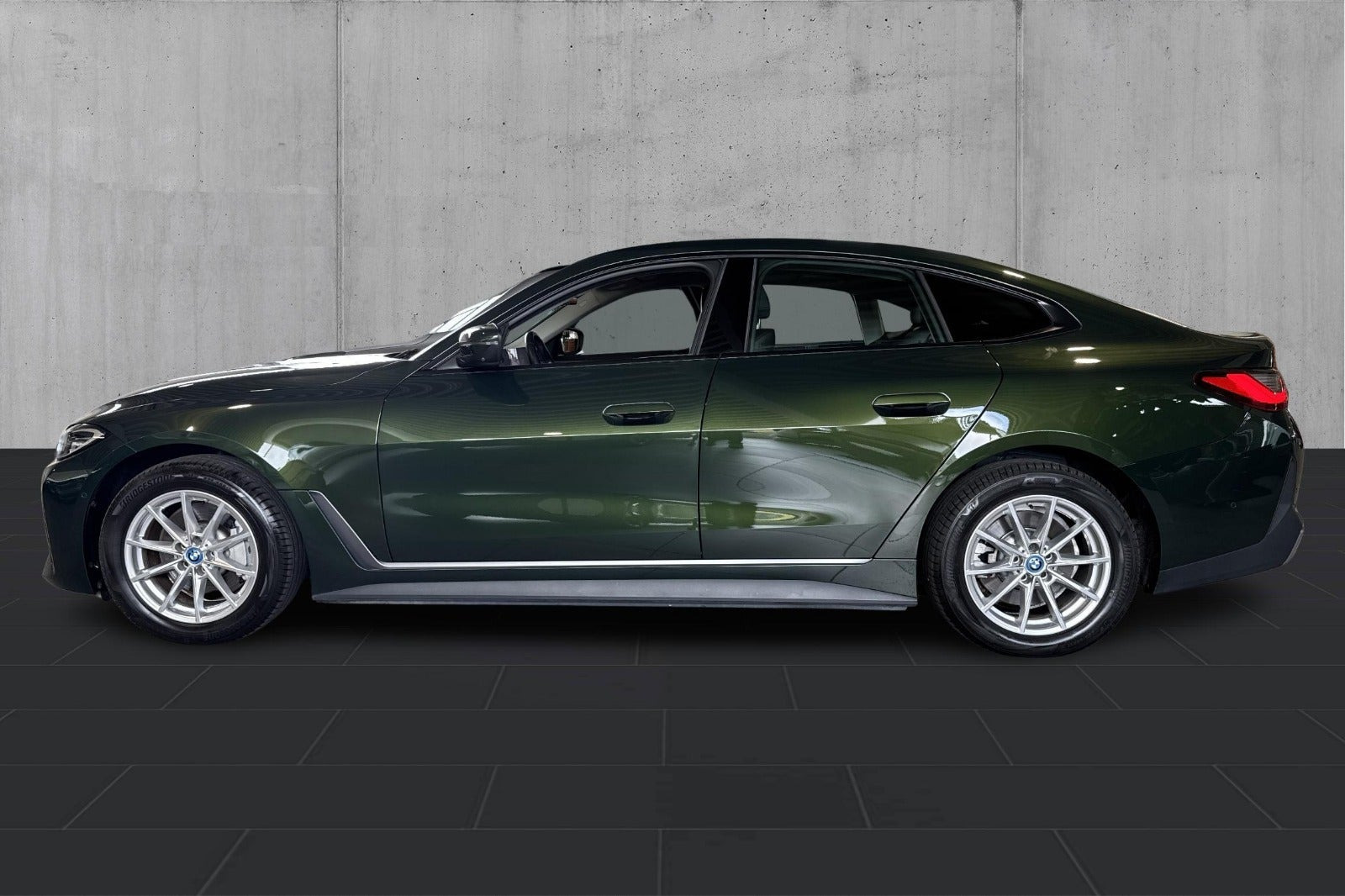 Grøn BMW i4 fra 2022