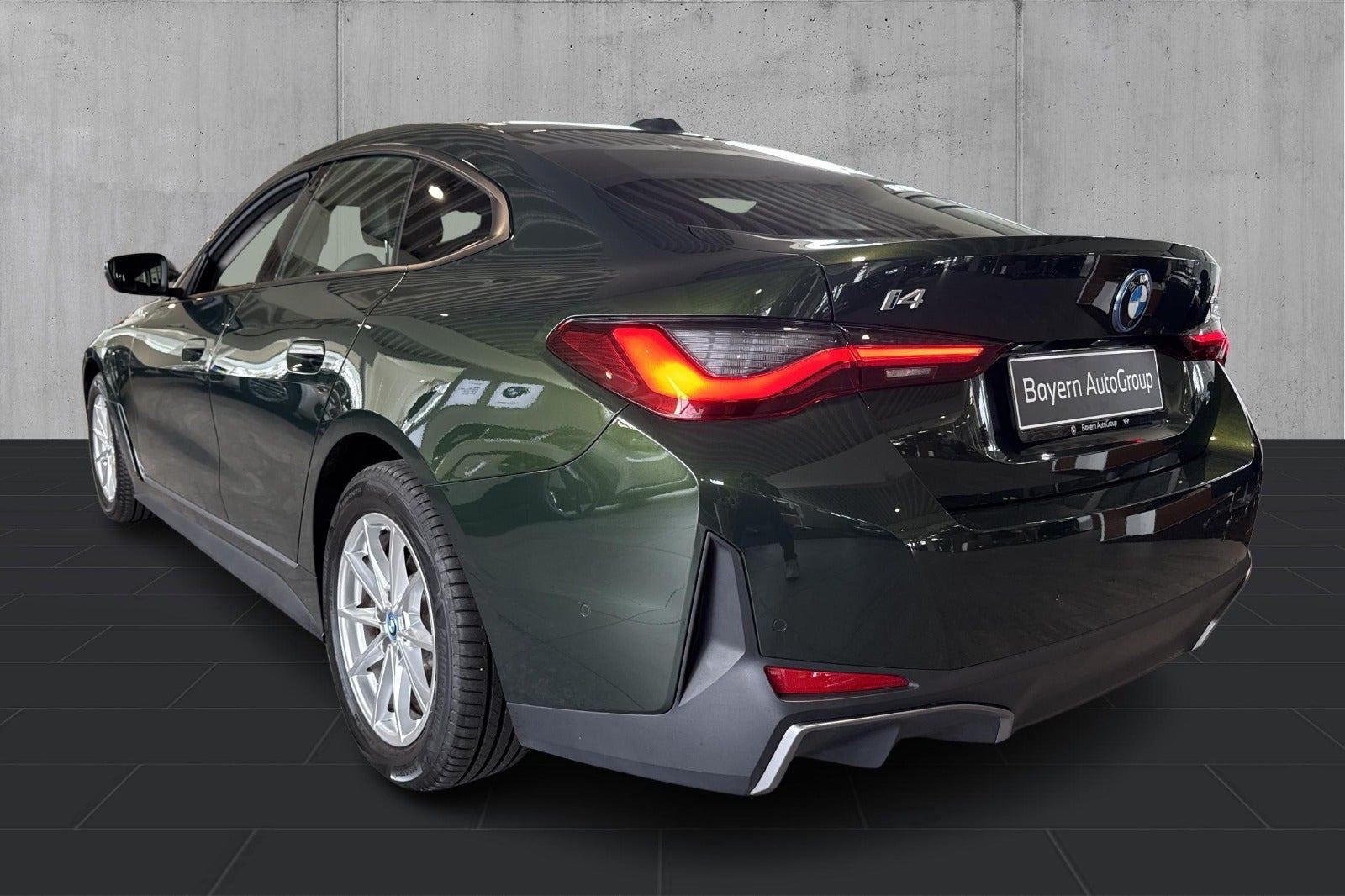 Grøn BMW i4 fra 2022
