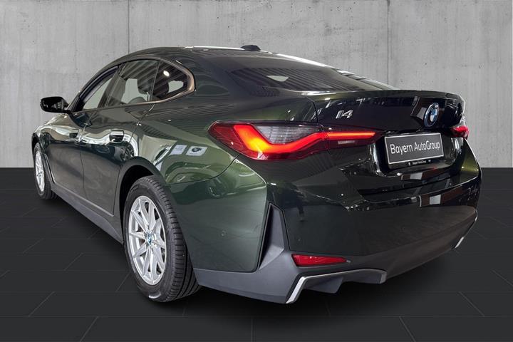 Grøn BMW i4 fra 2022