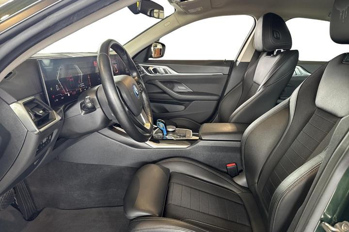 Grøn BMW i4 fra 2022