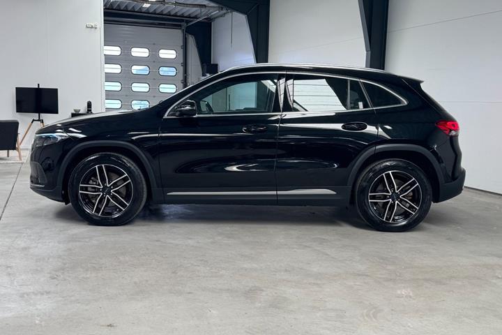 Sort Mercedes EQA250 fra 2023