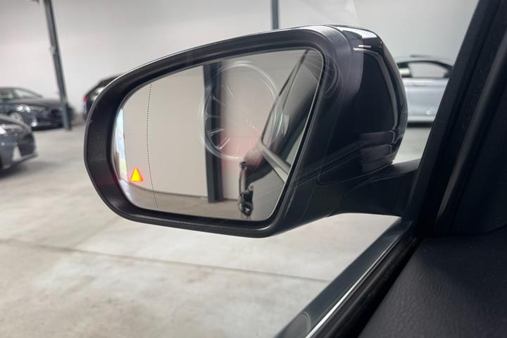 Sort Mercedes EQA250 fra 2023