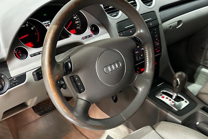 undefined Audi A4 fra 2002