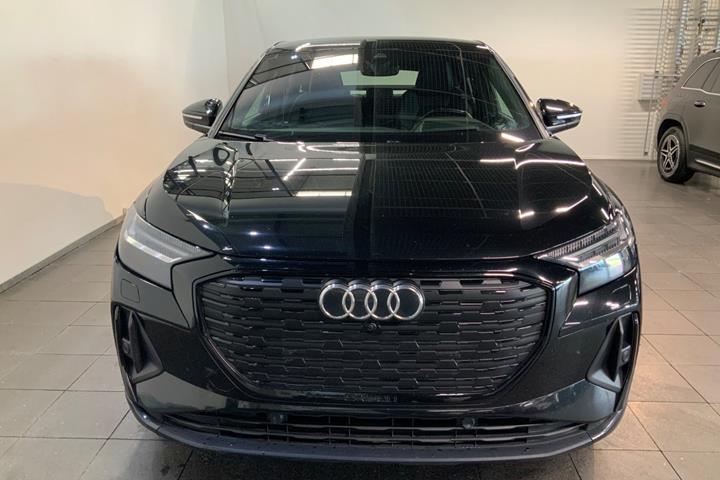 Sort Audi Q4 e-tron fra 2022