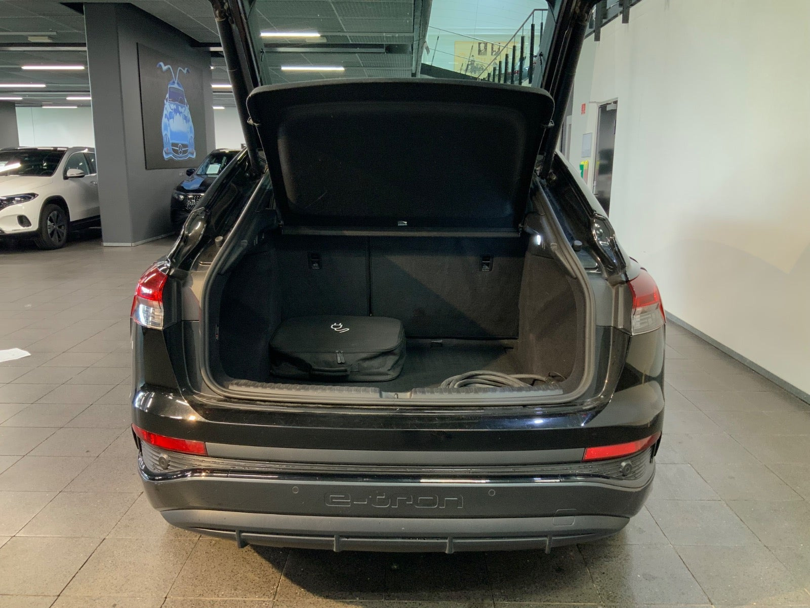 Sort Audi Q4 e-tron fra 2022