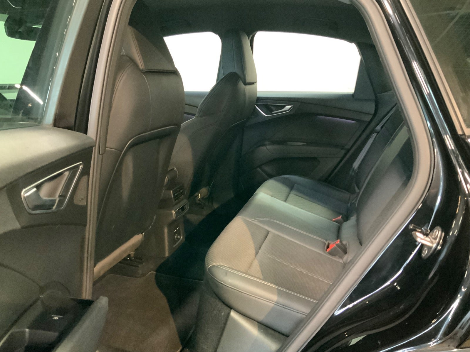 Sort Audi Q4 e-tron fra 2022