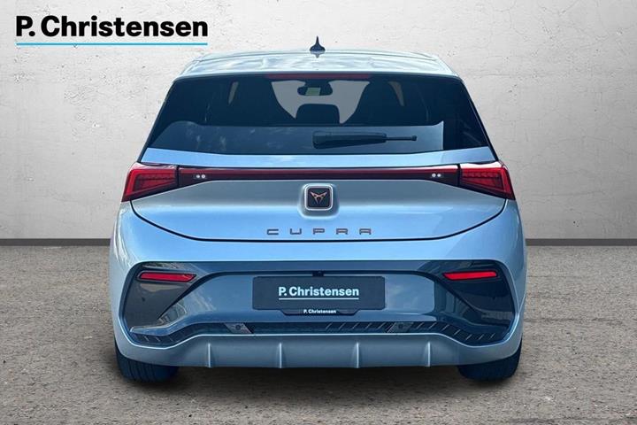 Sølv Cupra Born fra 2024