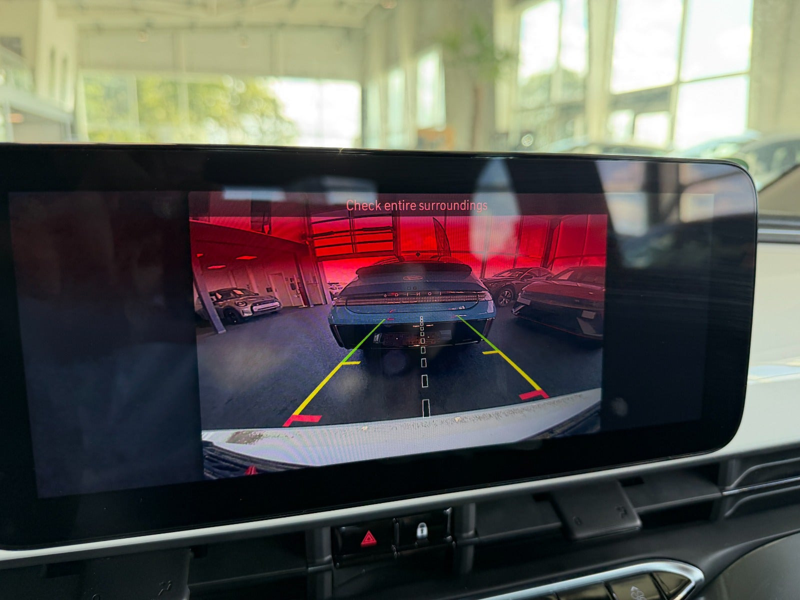 Hvid Fiat 500e fra 2023