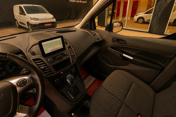 Hvid Ford Transit Connect fra 2018