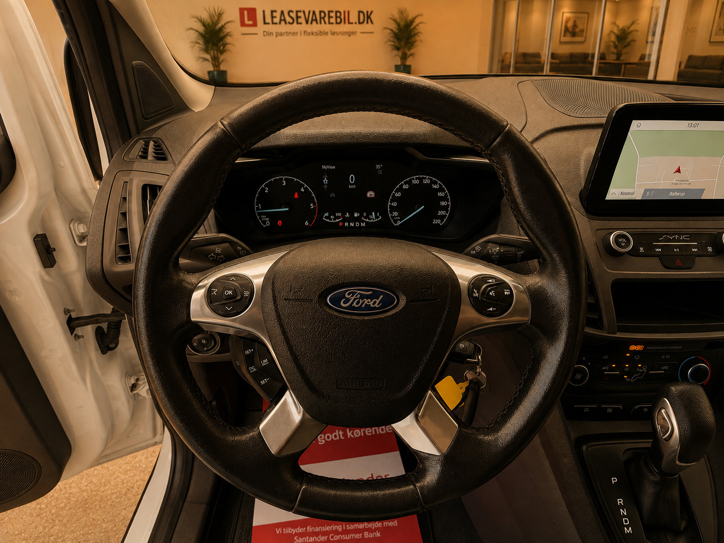 Hvid Ford Transit Connect fra 2018