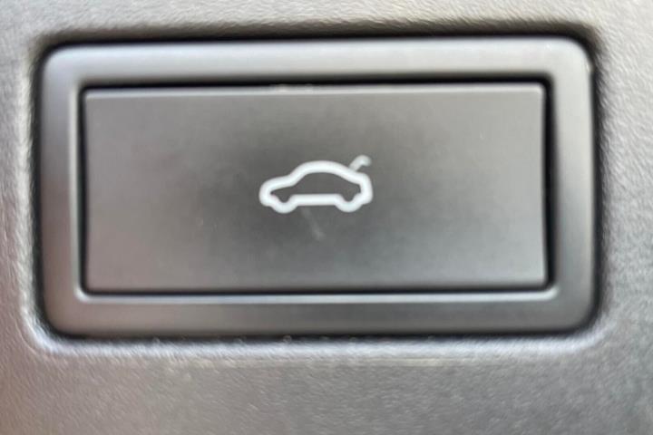 Beige VW ID.4 fra 2021