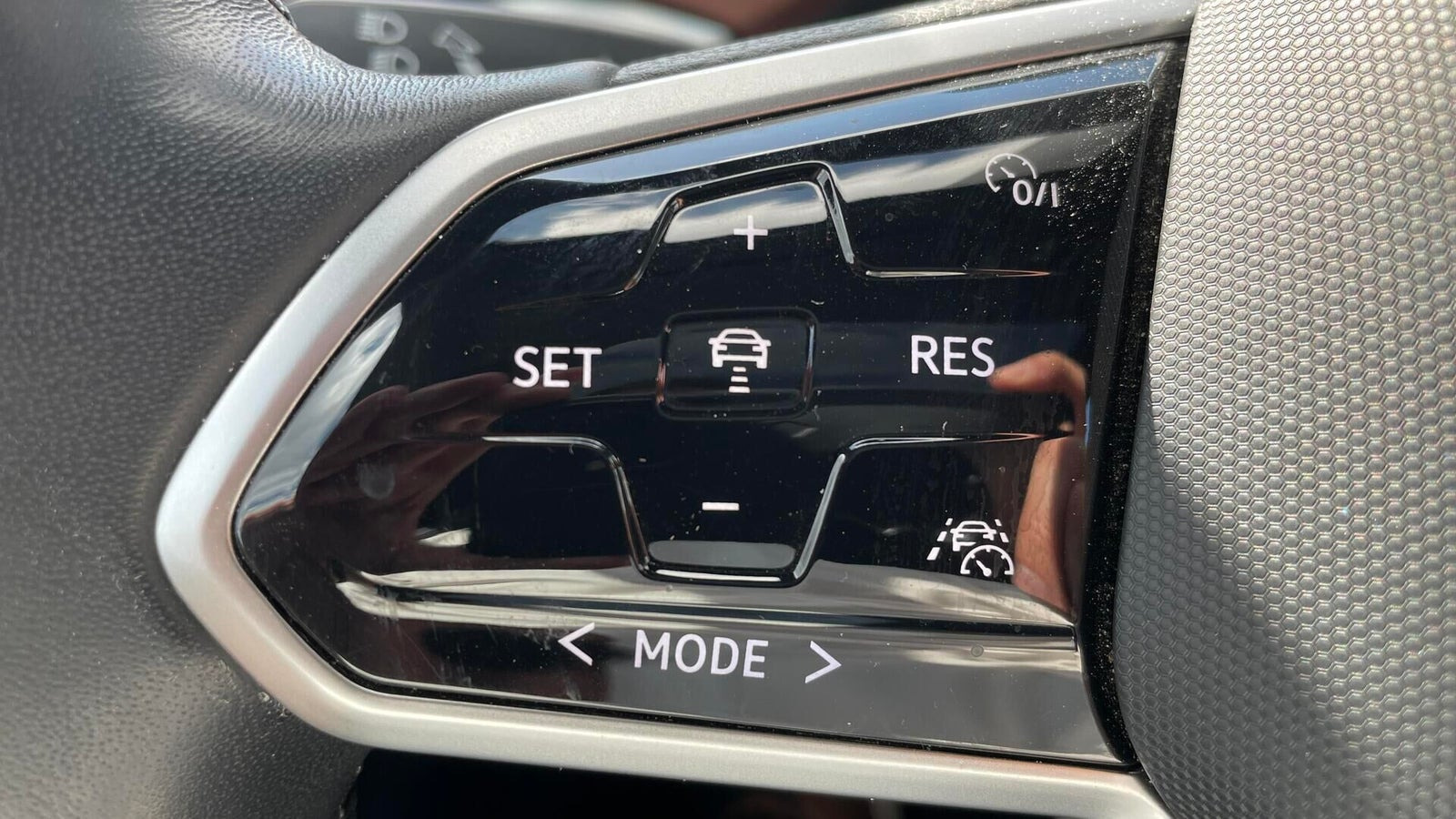 Beige VW ID.4 fra 2021
