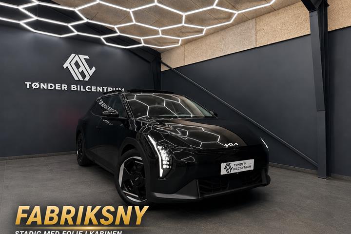 Sort Kia EV4 fra 2026 set udefra
