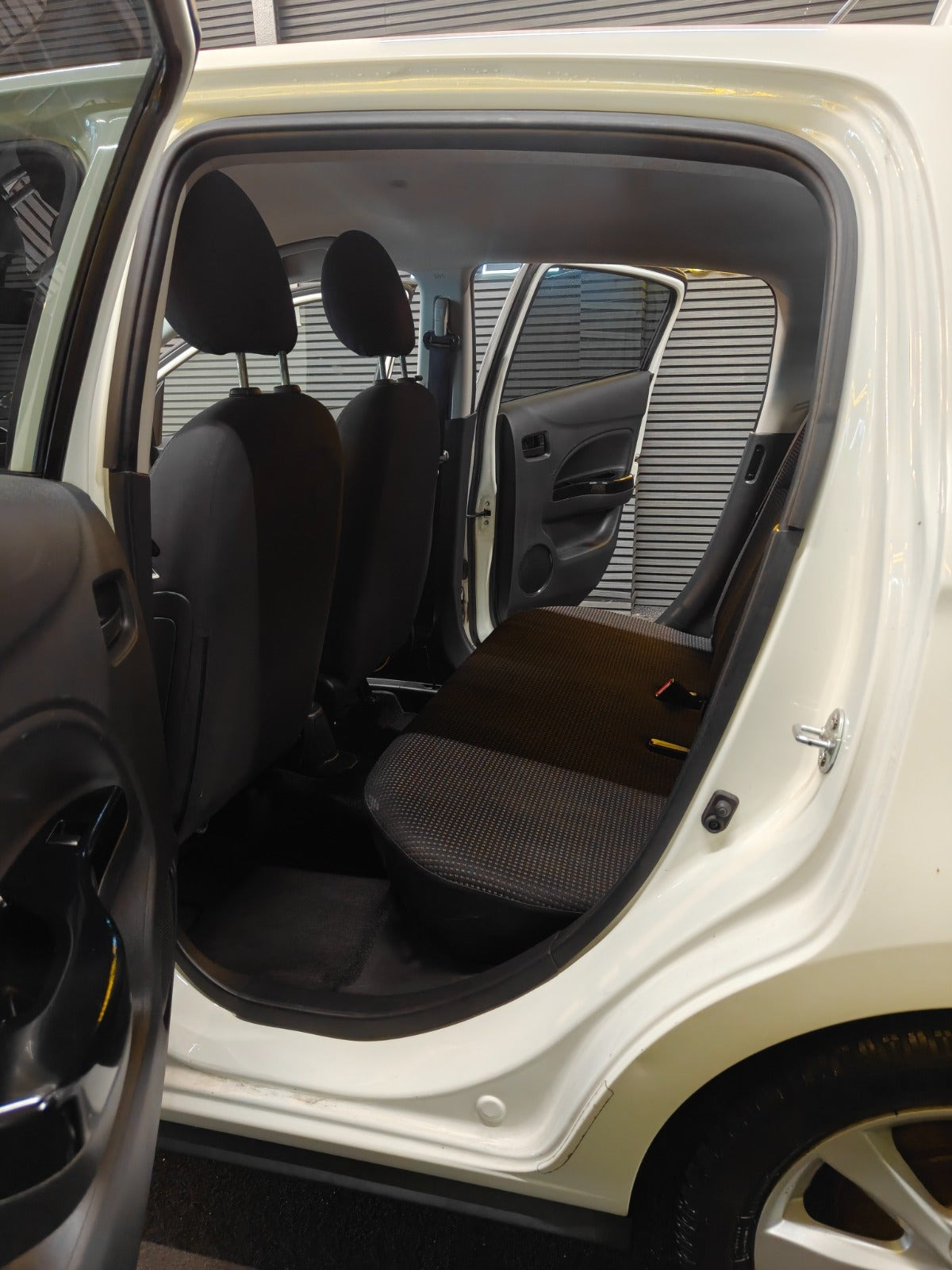 undefined Mitsubishi Space Star fra 2015