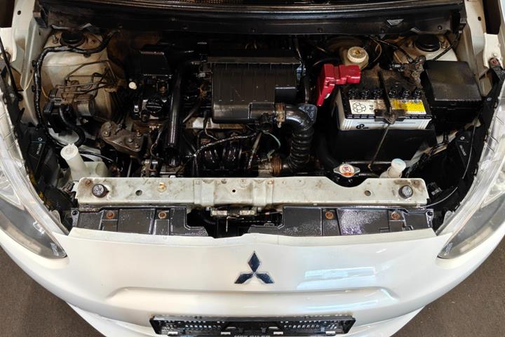 undefined Mitsubishi Space Star fra 2015