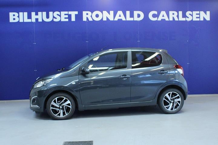 Grå Peugeot 108 fra 2020
