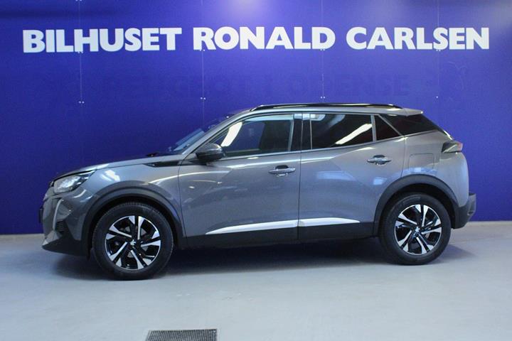 Grå Peugeot 2008 fra 2020