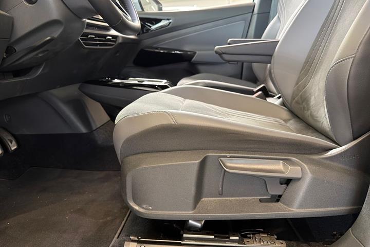 Sølv VW ID.4 fra 2023