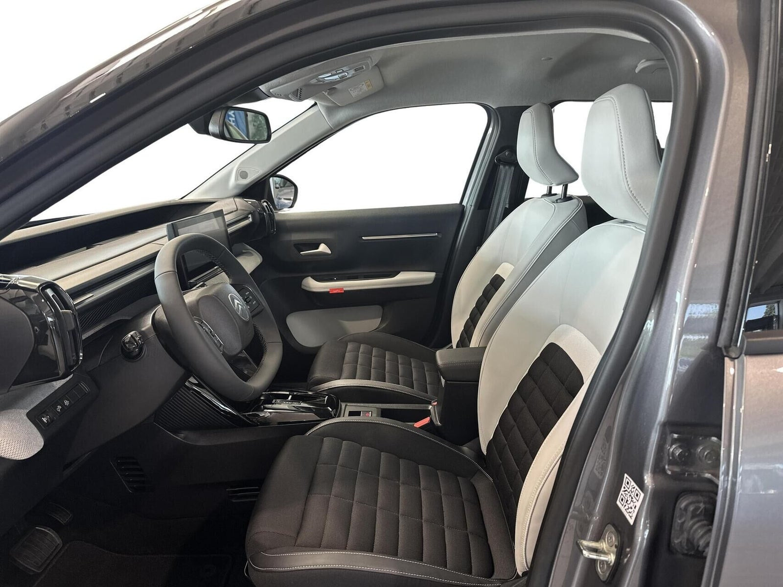 Grå Citroën e-C3 Aircross fra 2025