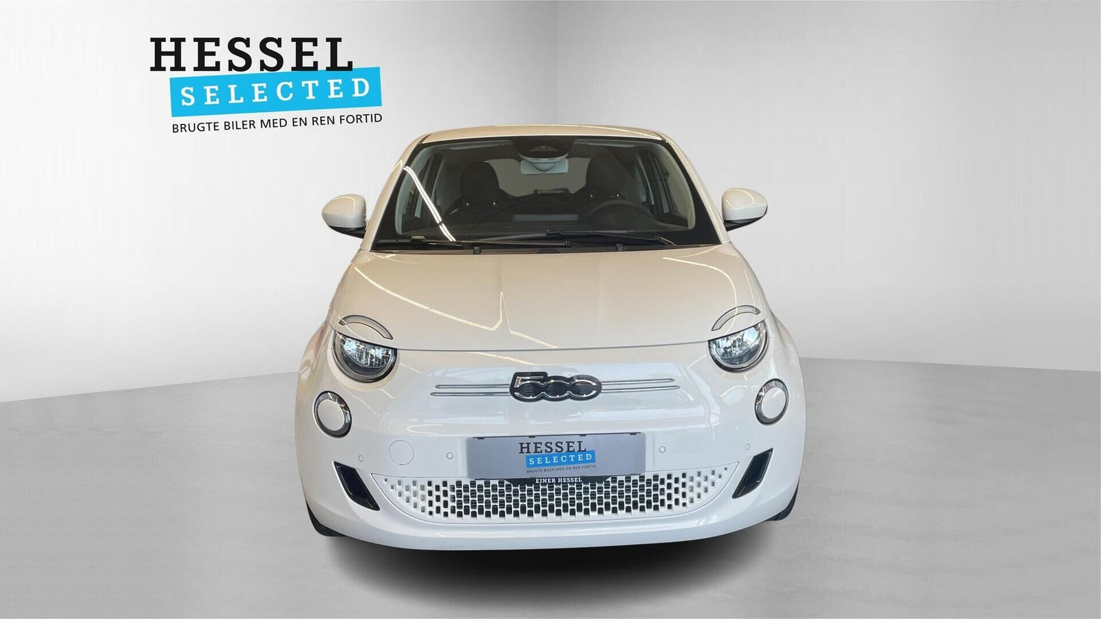 Hvid Fiat 500e fra 2024