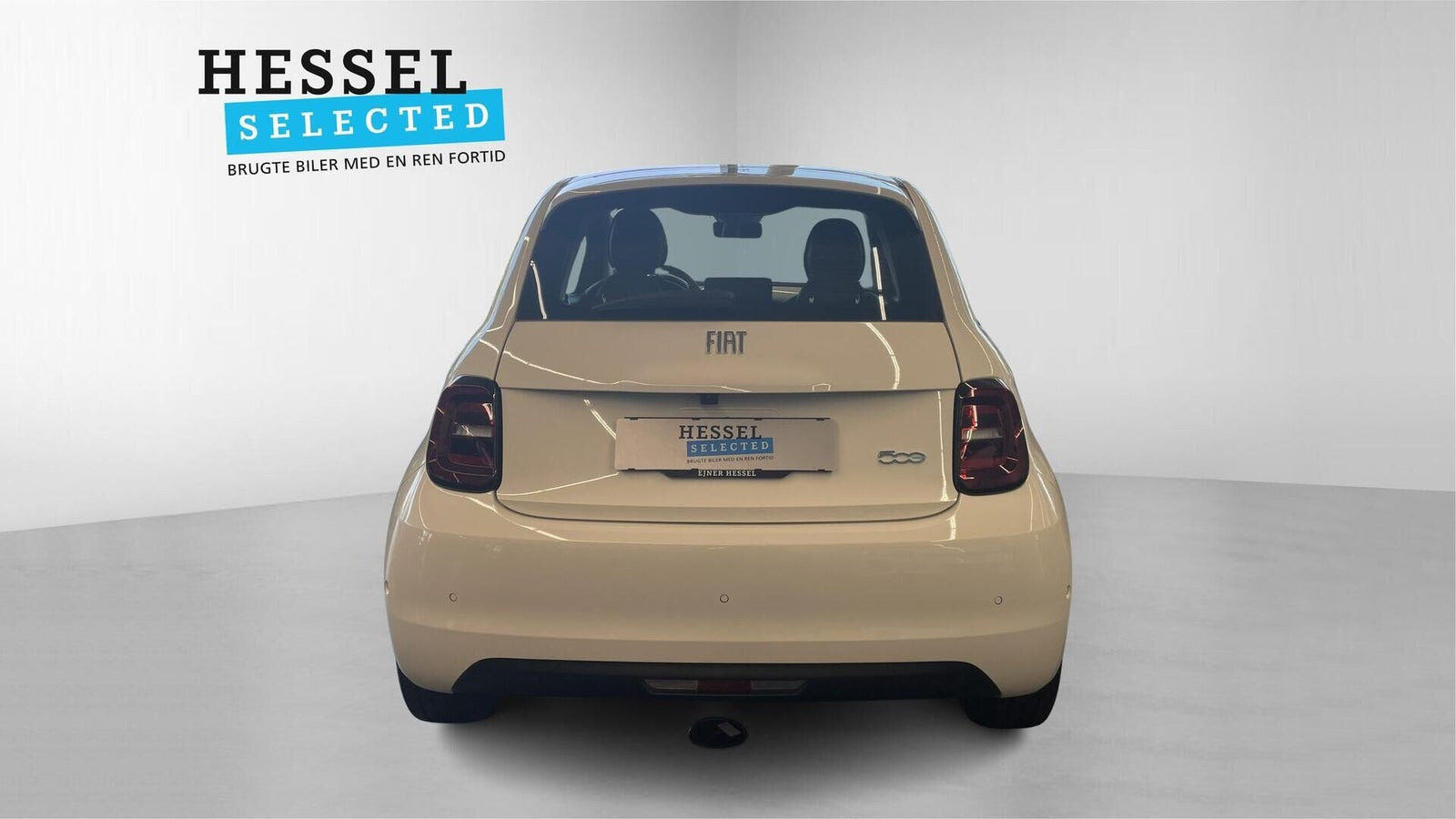 Hvid Fiat 500e fra 2024