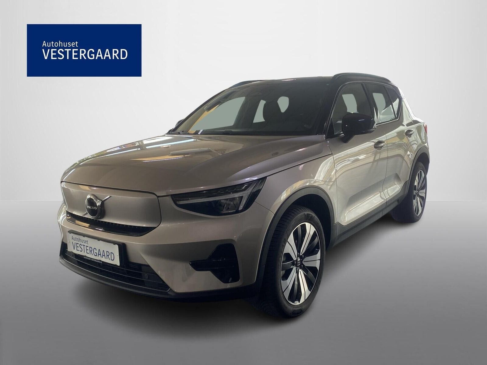 Volvo XC40 P6 ReCharge Core