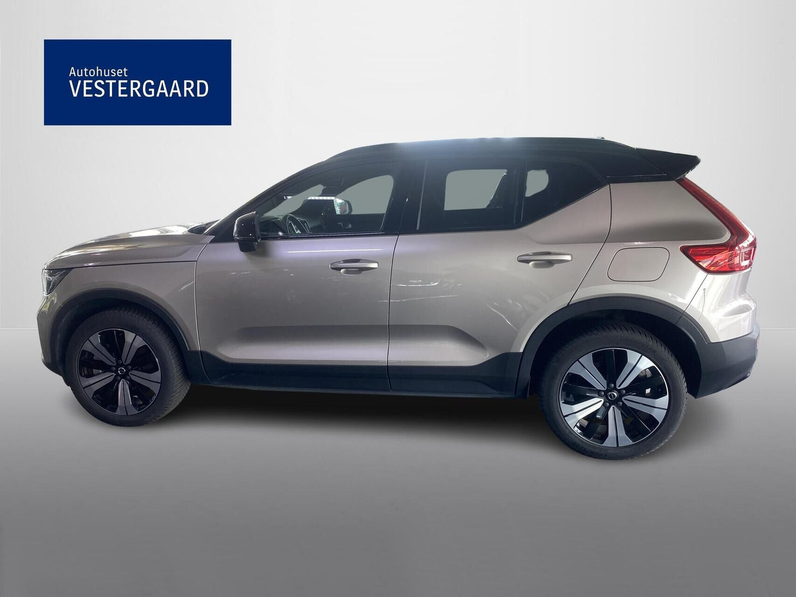 Bronze Volvo XC40 fra 2023