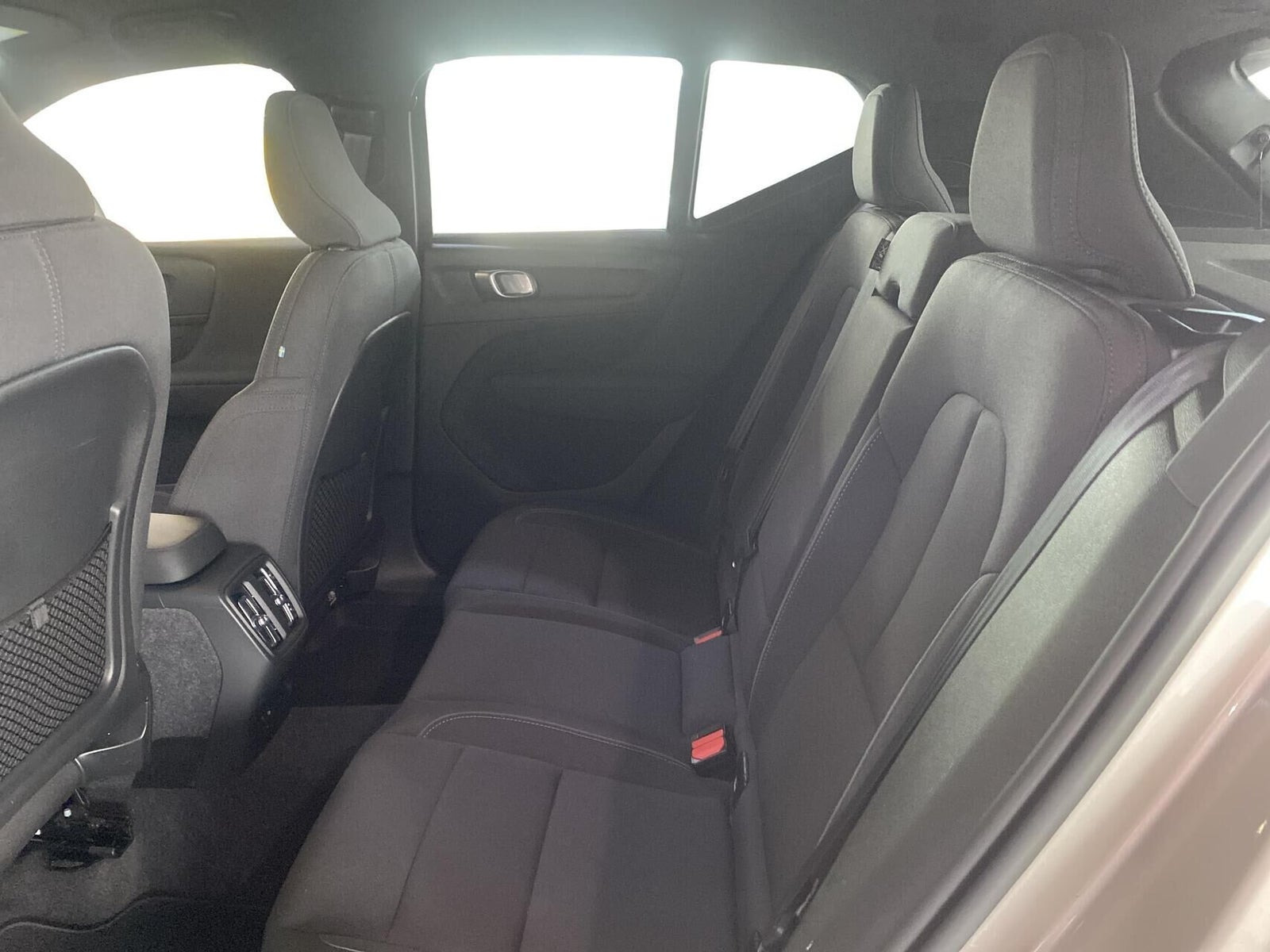 Bronze Volvo XC40 fra 2023