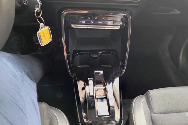 Grå Citroën ë-C3 fra 2025