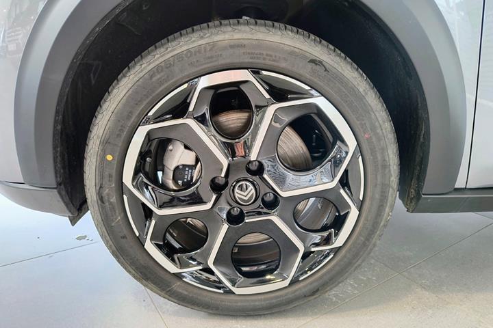 Grå Citroën ë-C3 fra 2025