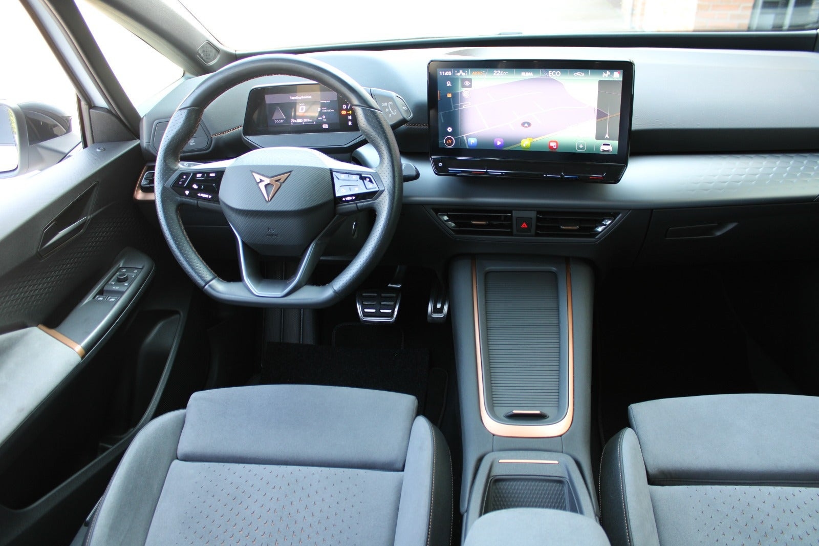 Hvid Cupra Born fra 2024