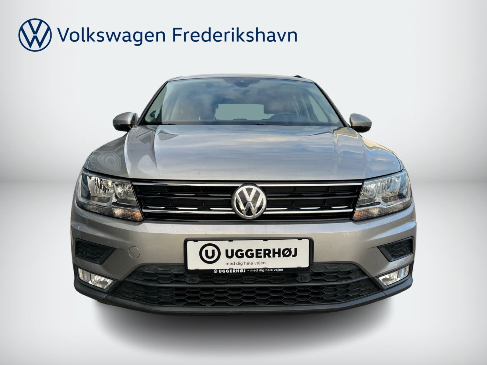 Grå VW Tiguan fra 2017