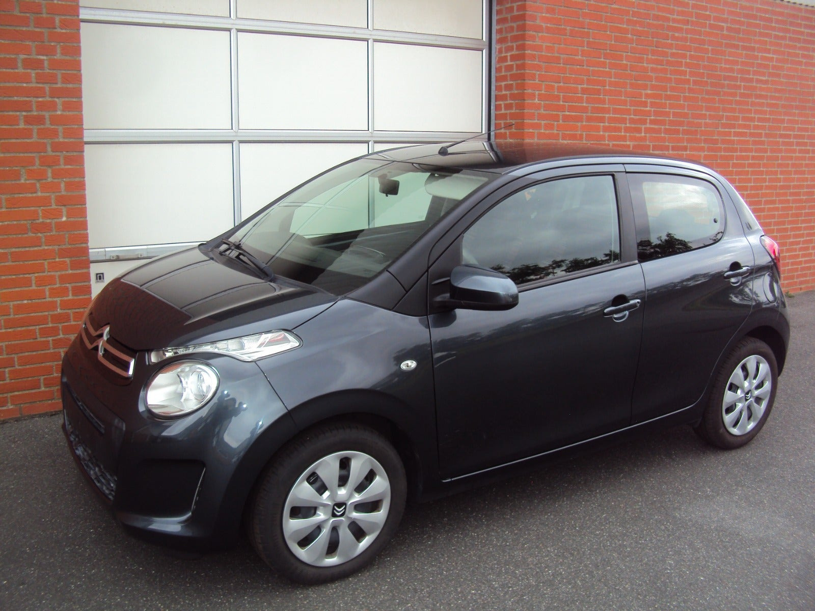 Grå Citroën C1 fra 2021