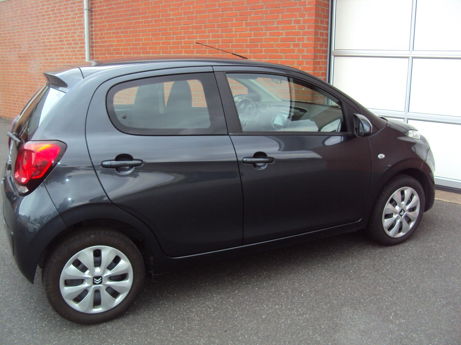 Grå Citroën C1 fra 2021
