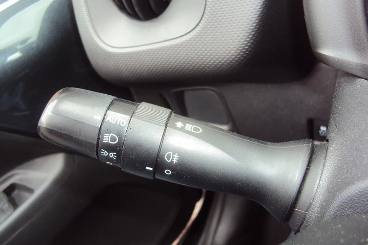Grå Citroën C1 fra 2021