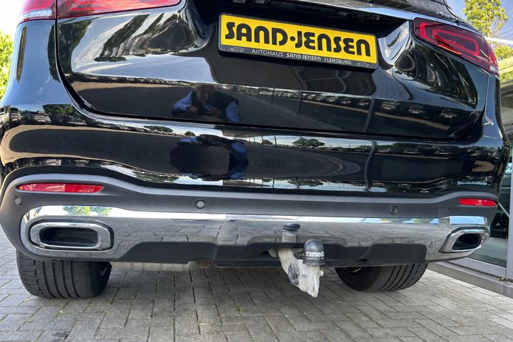 Sort Mercedes GLS400 d fra 2023