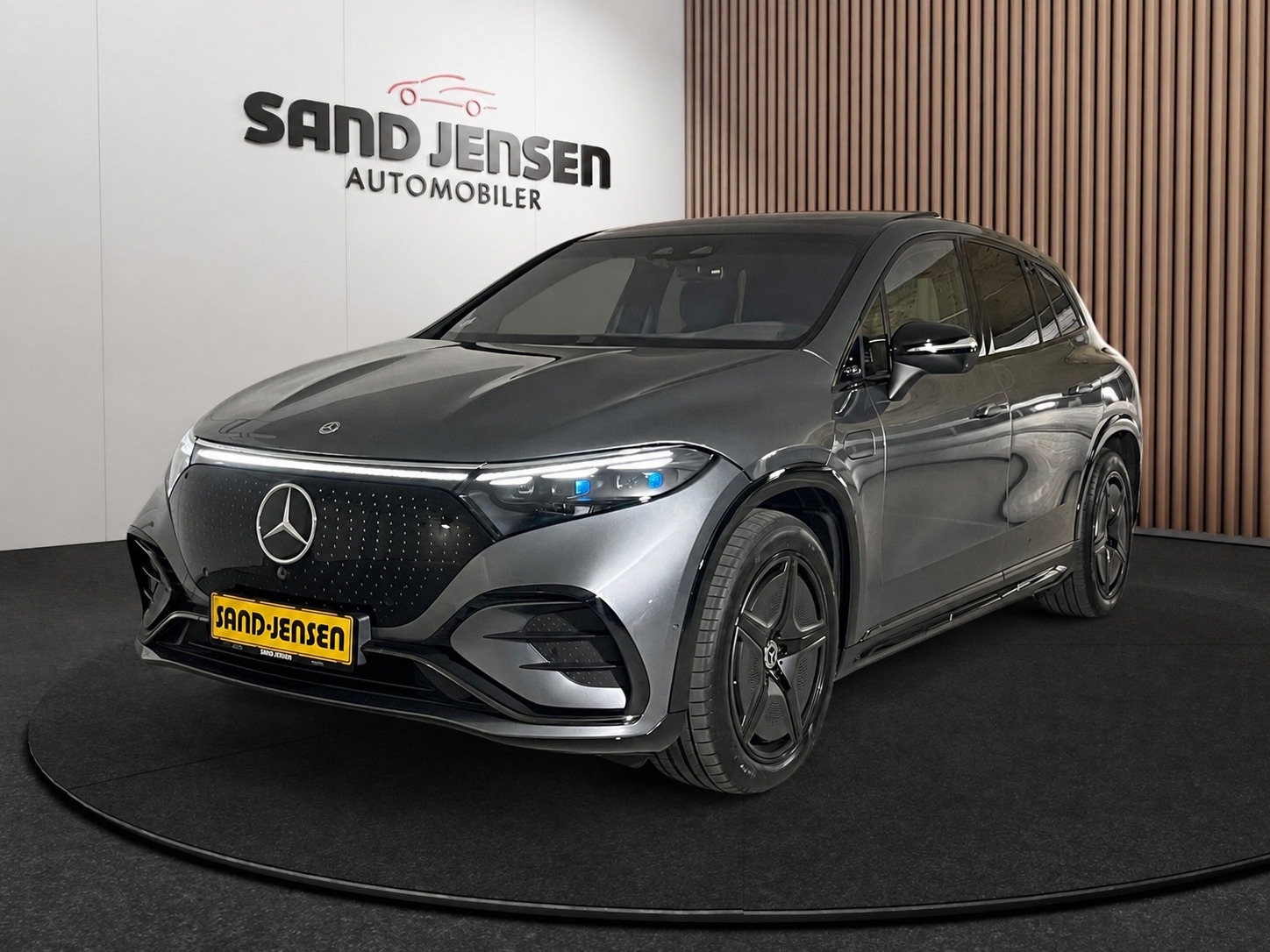 Mercedes EQS450 SUV AMG Line Premium Plus 4Matic Van