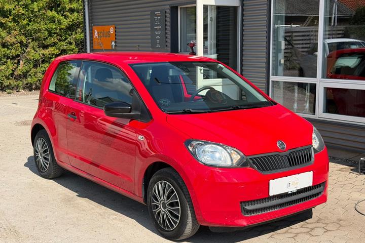 Rød Skoda Citigo fra 2013