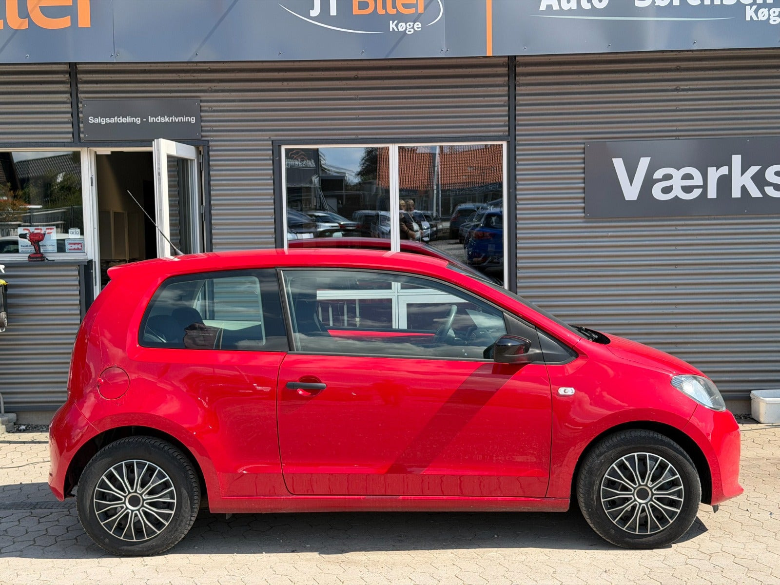 Rød Skoda Citigo fra 2013
