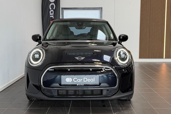 Sort Mini Cooper SE fra 2021