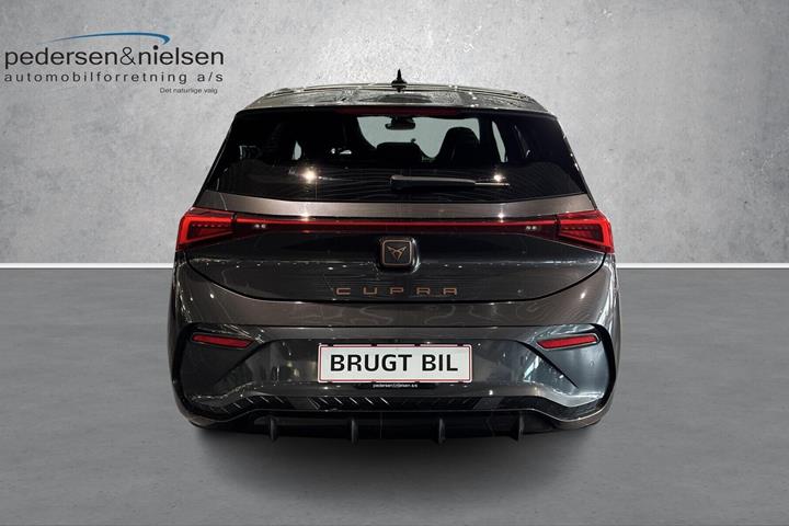Grå Cupra Born fra 2022