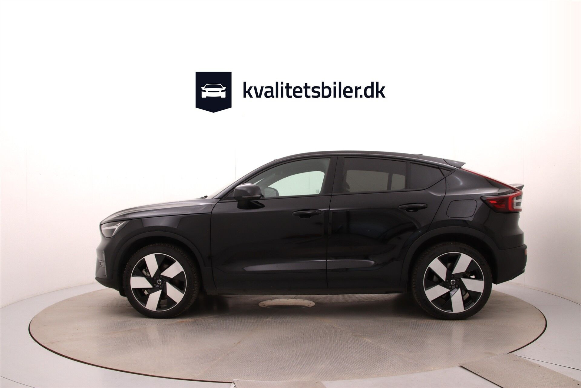 Sort Volvo C40 fra 2023